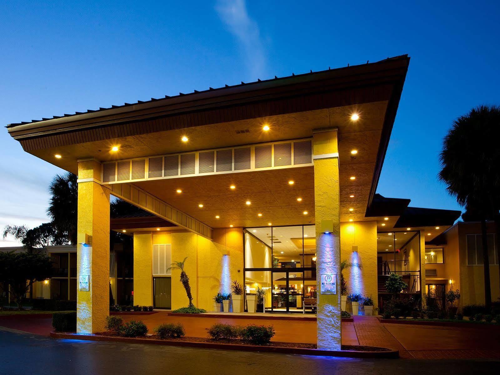 Best Western International Speedway Hotel Daytona Beach Exteriör bild